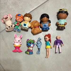 Colorful Kids Action Figures & Playset